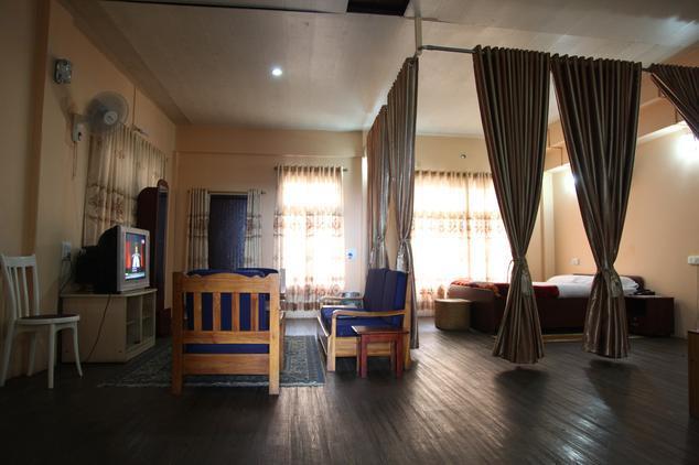 Chief Guest House Āīzawl Esterno foto