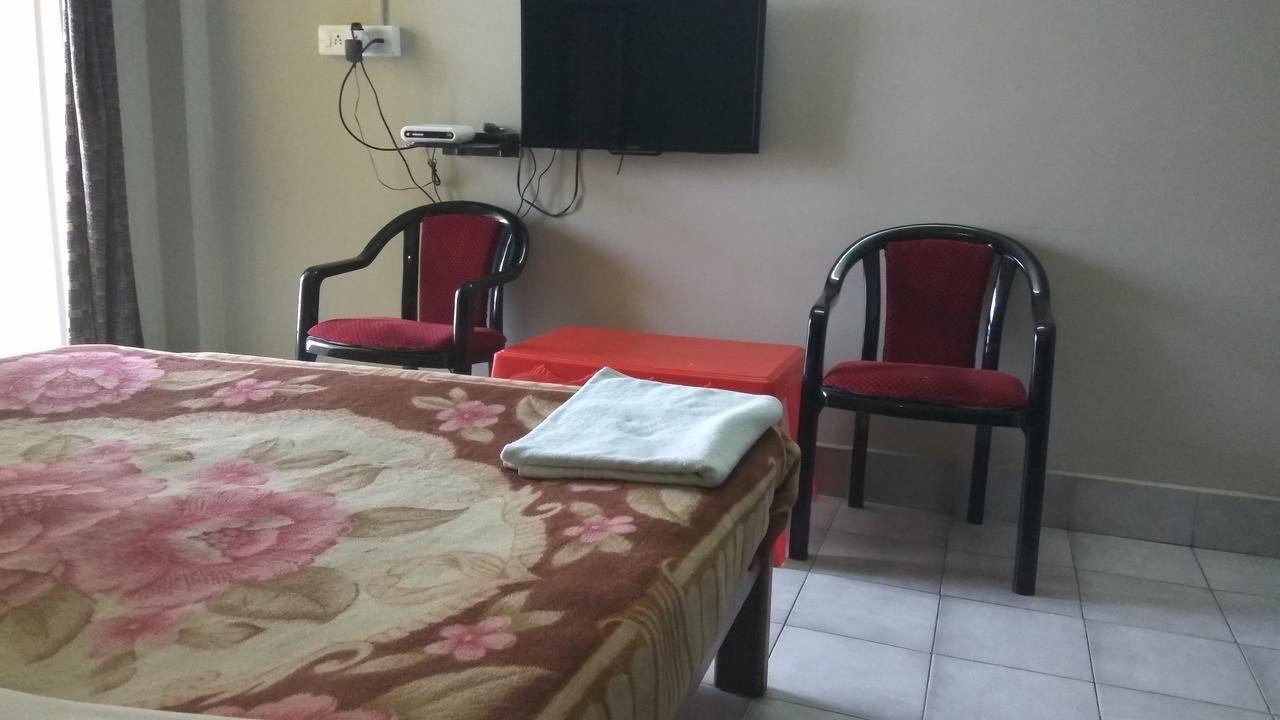 Chief Guest House Āīzawl Esterno foto