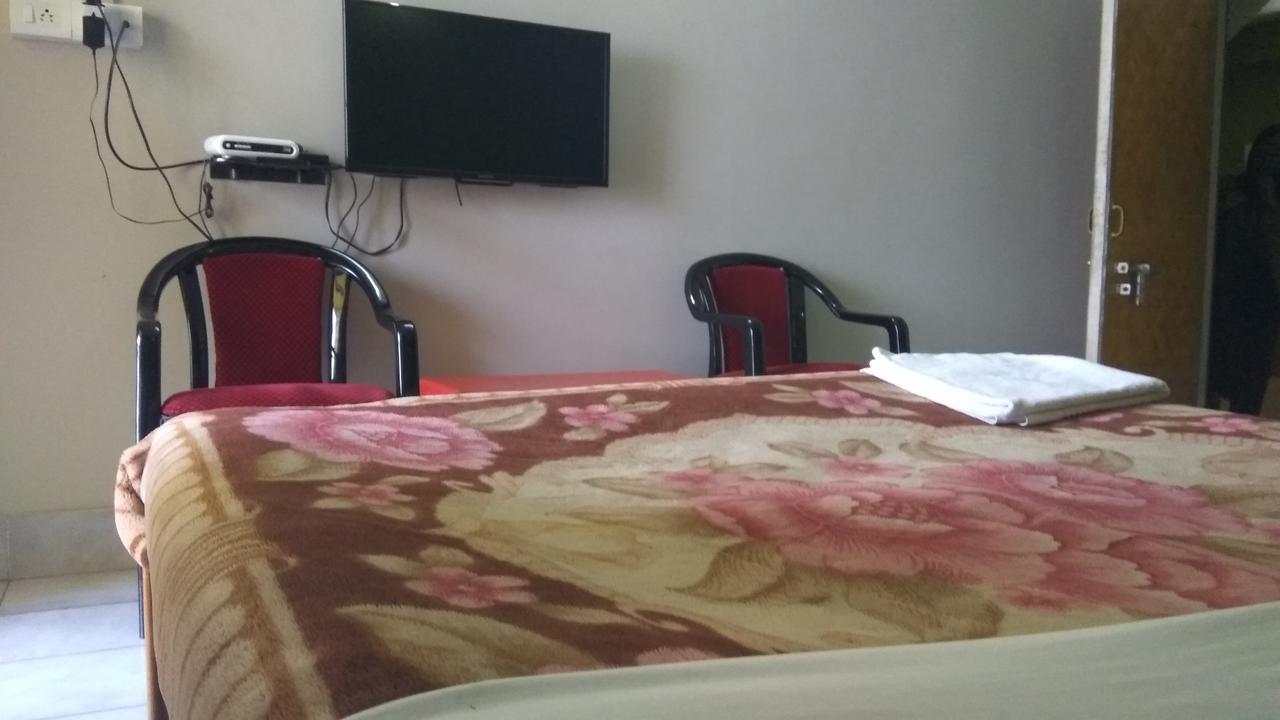 Chief Guest House Āīzawl Esterno foto